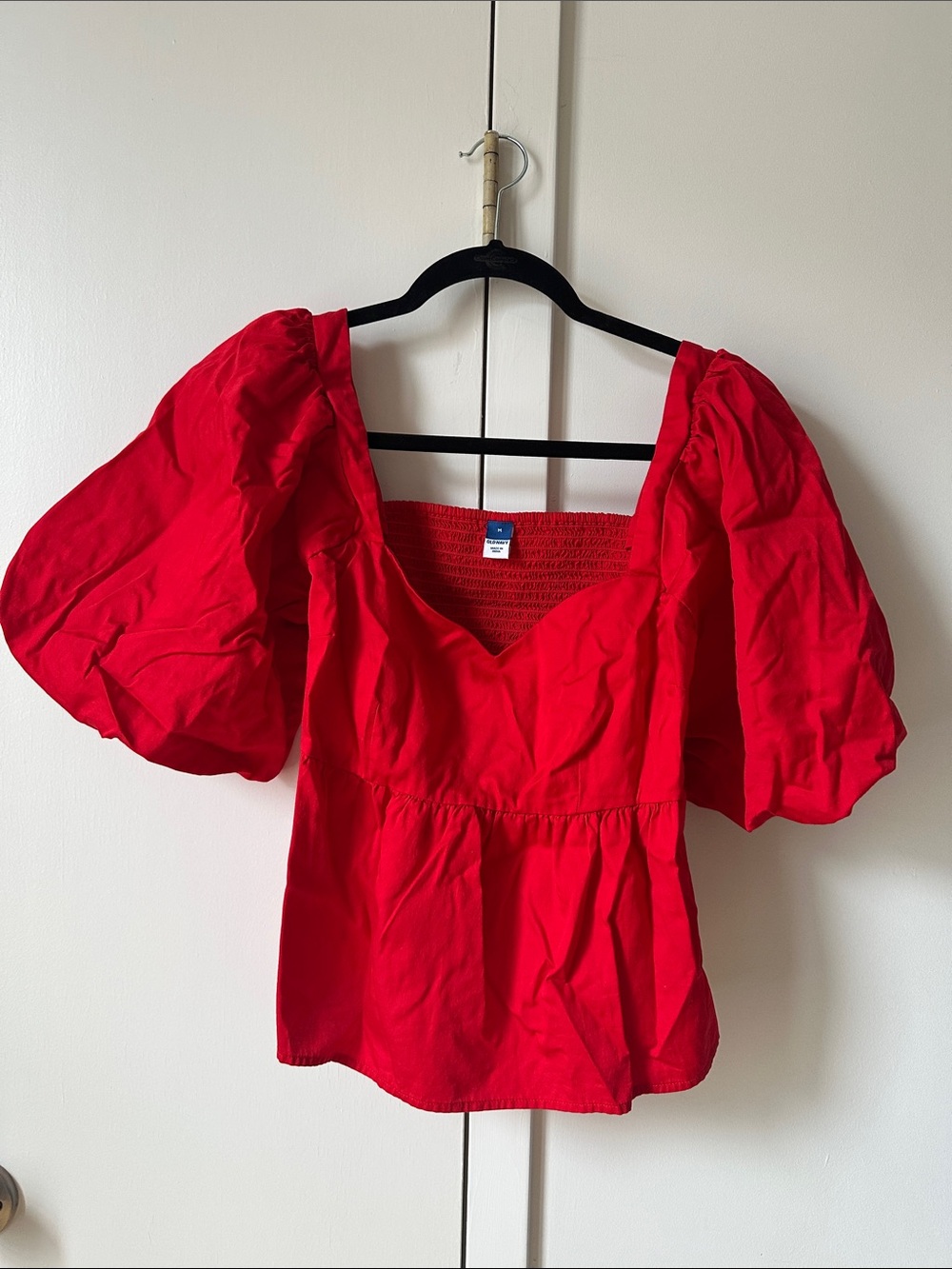 Old Navy Red Puff-Sleeve Sweetheart Neck Blouse